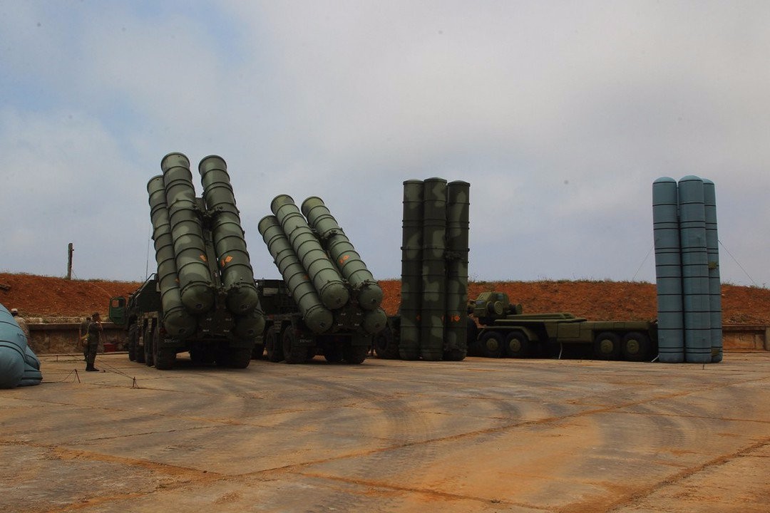 儋州小型导弹车假目标